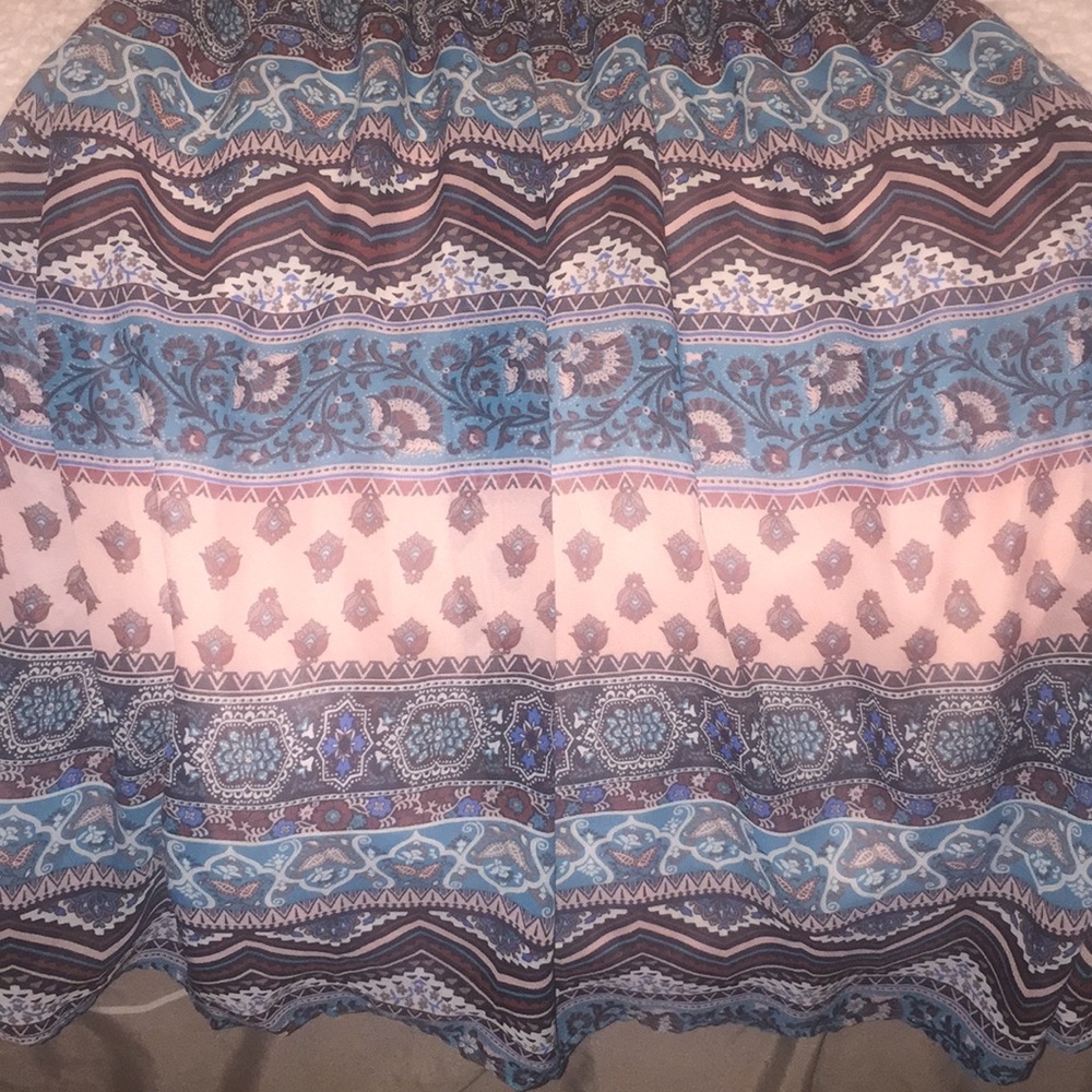 3/$15🥰Dress - Picture 2 of 3